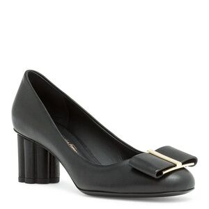 SALVATORE FERRAGAMO Capua 55
Pump Black Size 7B